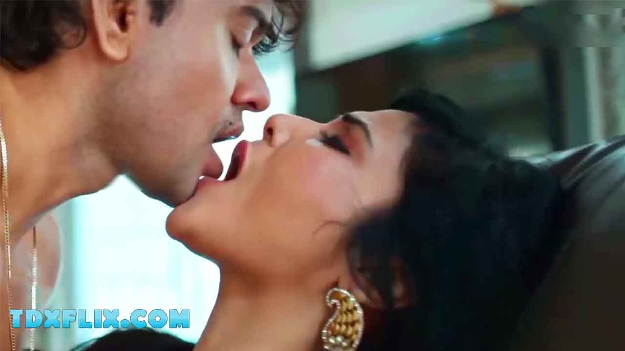 Rajsi Verma Nude Sexy Scene in Love Guru